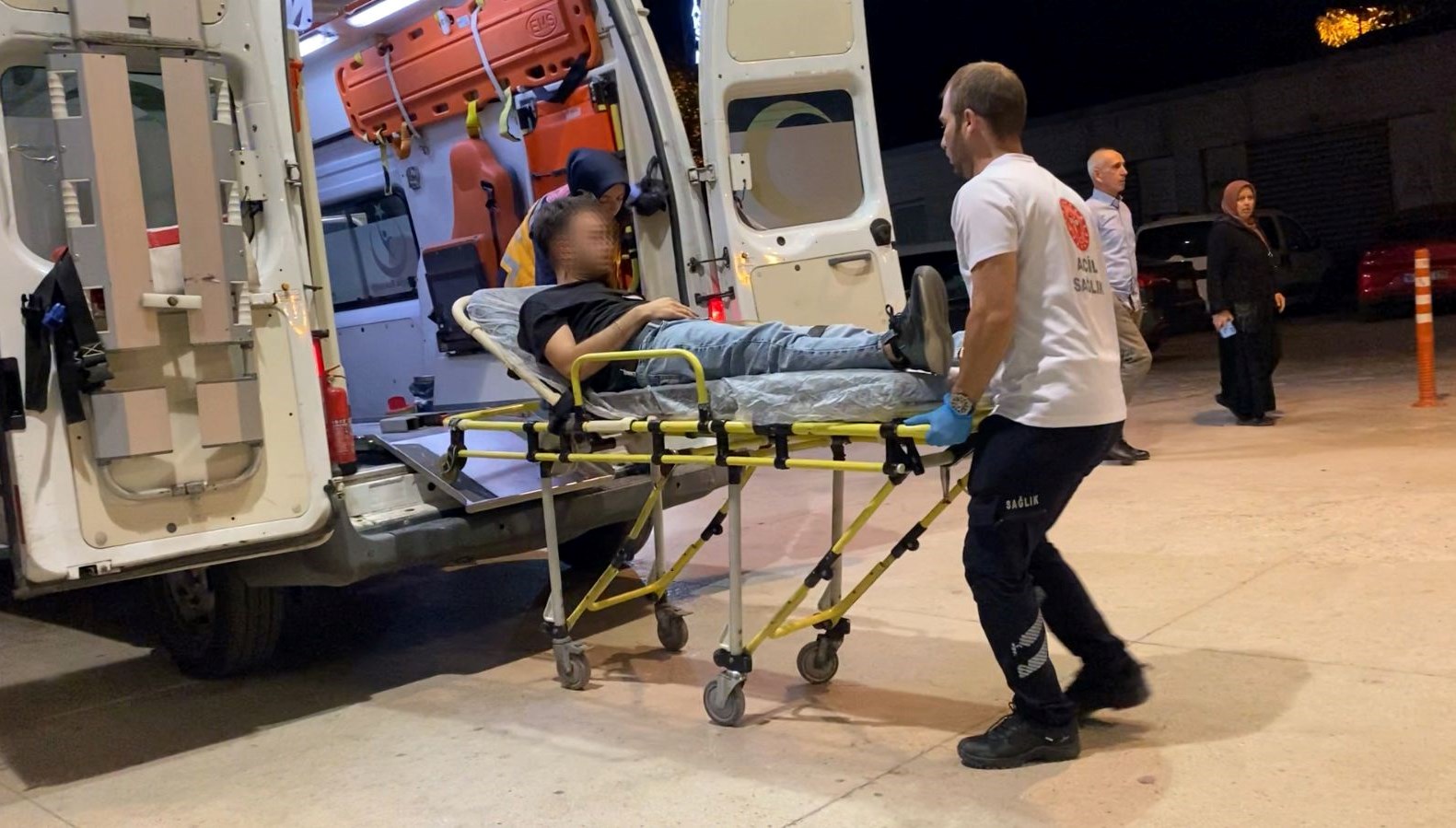 babaannesinin emekli maasini ceken torundan gasp oyunu 1q6LRPIA