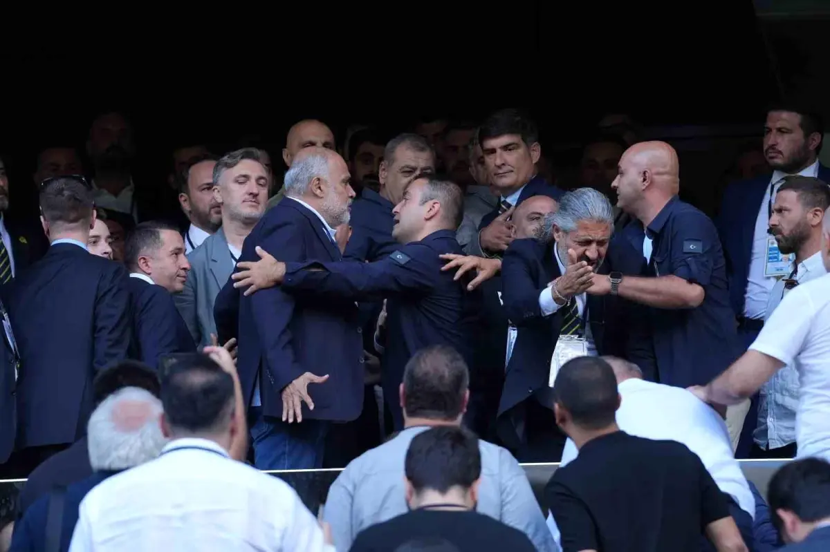 fenerbahce genel kurulunda gergin anlar Z3kgXpYT