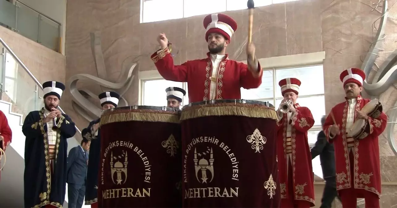 ankara meclisi anadolu birliginde vatandaslar siyasetcilere sordular lms8BBJM.jpg