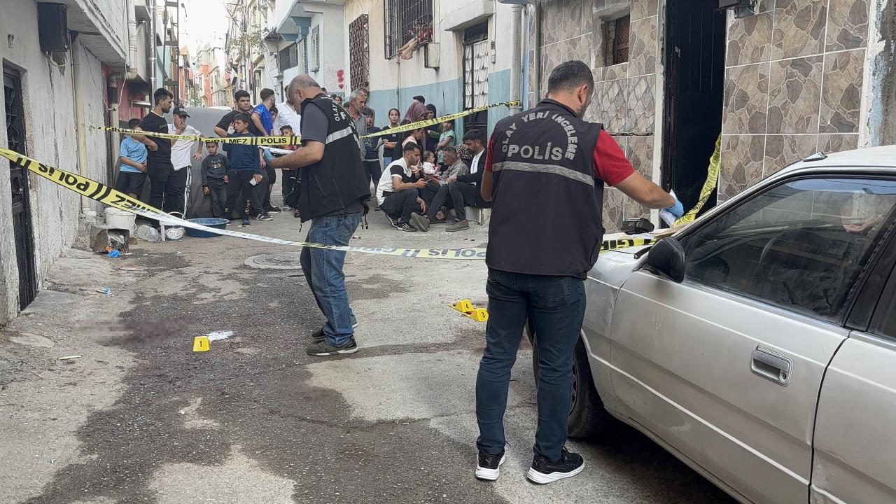 kan donduran cinayet agabeyini bogazindan bicaklayarak canice oldurdu RGBHQEal