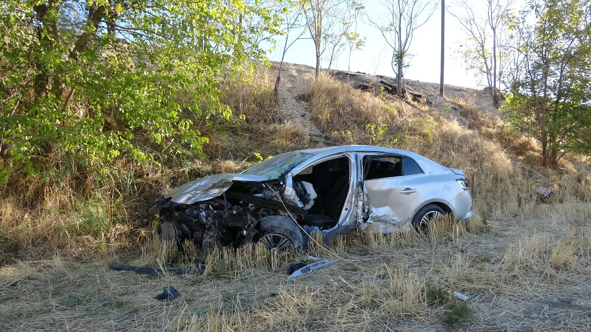 adiyamanda kaza 2 agir yarali E9HDUkh9.jpg