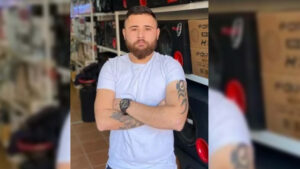 minibusle-carpisan-motosikletin-surucusu-hayatini-kaybetti-HysOINlR