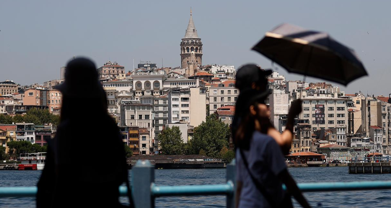 Istanbulda sicaklik 33 dereceyi gorecek ONlXTsD2